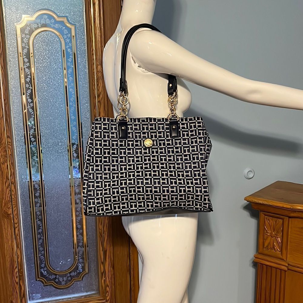 Tommy Hilfiger Shoulder Bag